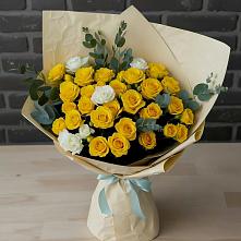 Букет цветов из:  Розы в Кудрово Ленинградская область