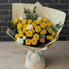 Букет цветов из:  Розы в Кудрово Ленинградская область