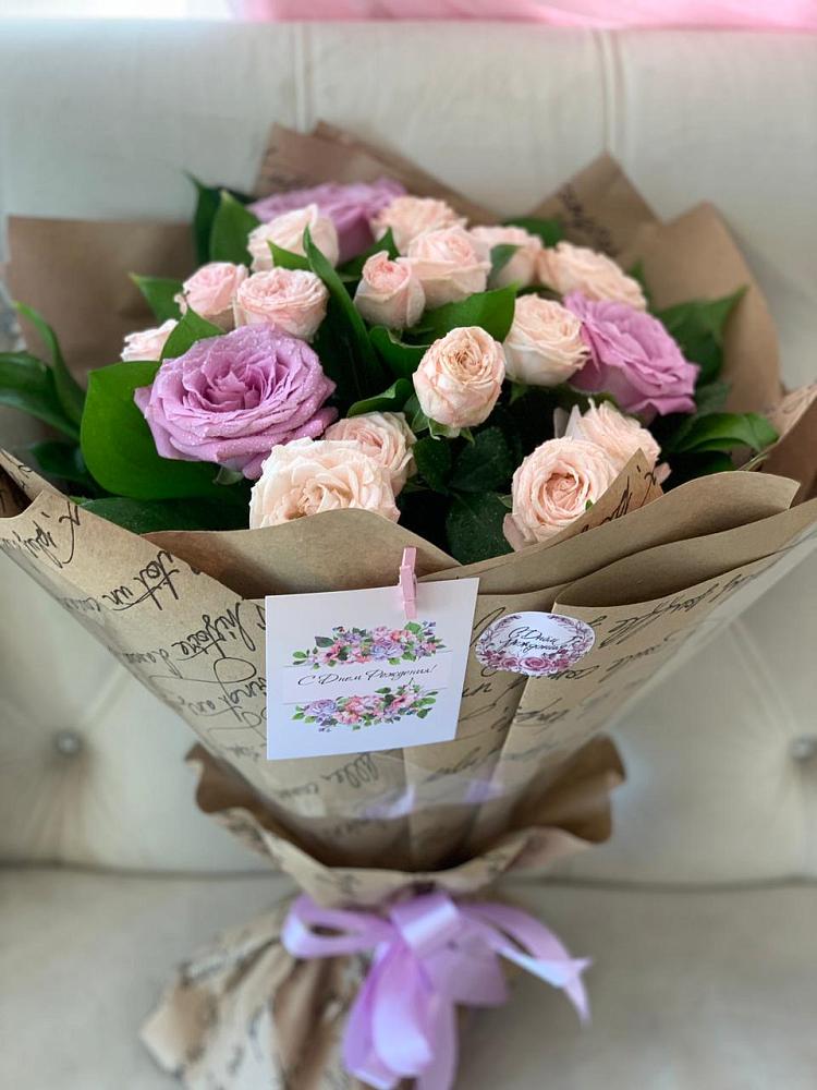 Букет цветов из: Розы в Кудрово Ленинградская область