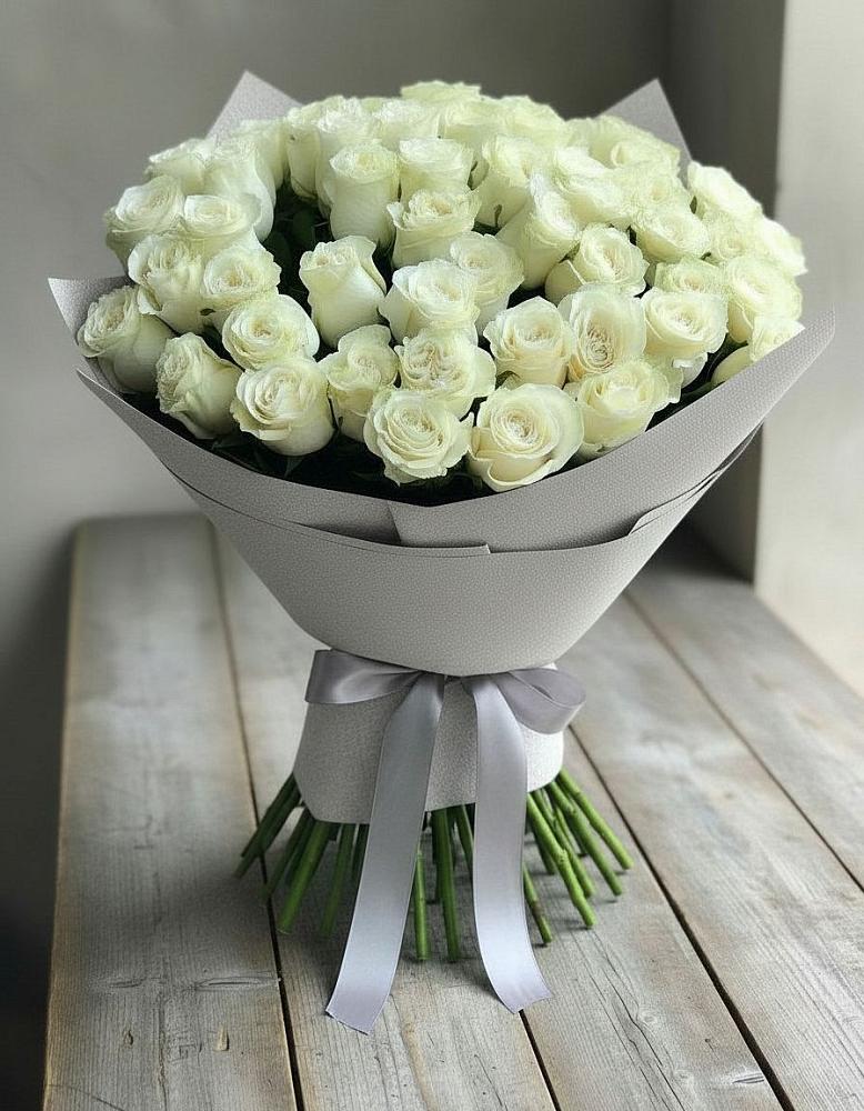 Букет 35 Белых роз в Кудрово Ленинградская область