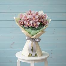 Букет цветов из:  Орхидеи и Розы в Кудрово Ленинградская область