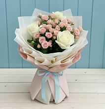 Букет цветов из:  Розы #REPLACE_PRED# Кудрово Ленинградская область