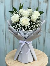 Букет цветов из:  Розы в Кудрово Ленинградская область