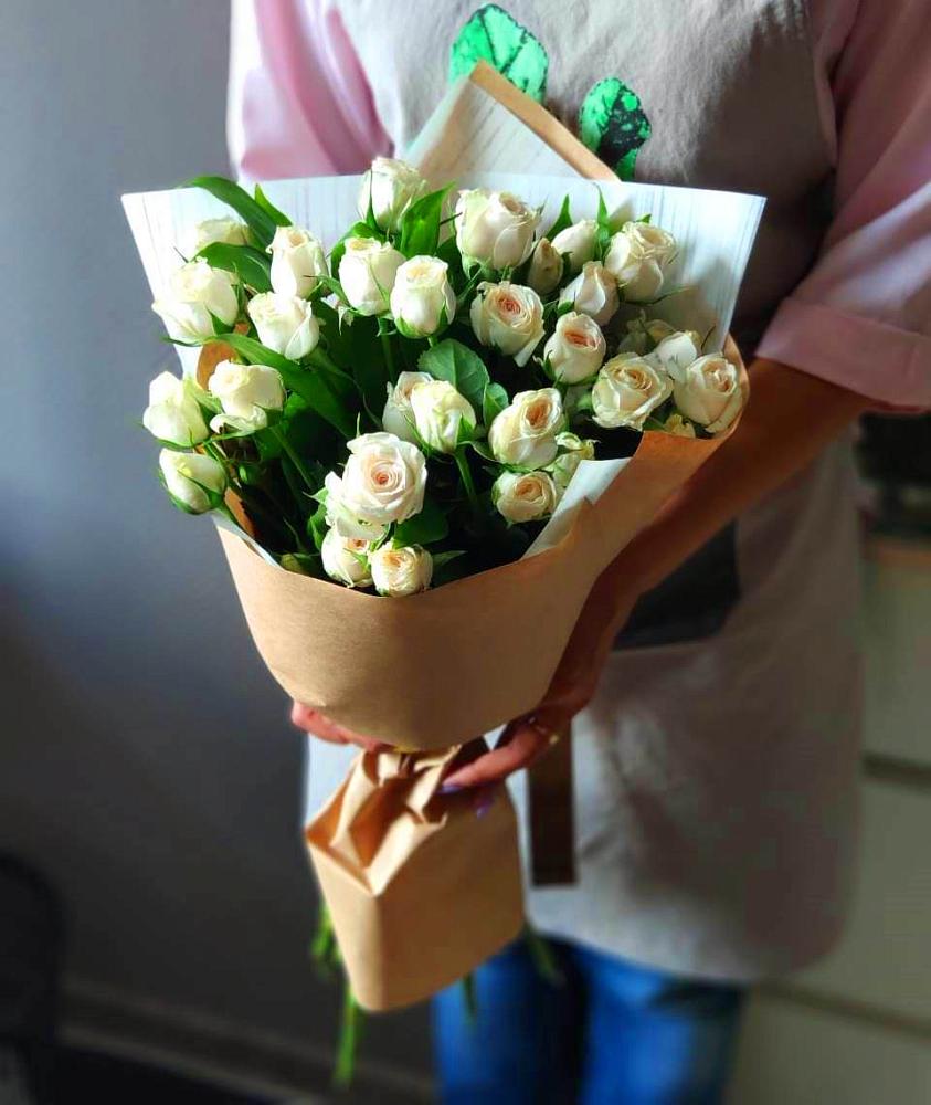 Букет цветов из: Розы в Кудрово Ленинградская область
