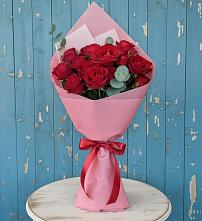 Букет цветов из:  Розы в Кудрово Ленинградская область