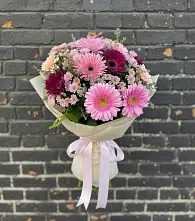 Букет цветов из:  Герберы и Хризантемы в Кудрово Ленинградская область