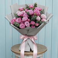 Букет цветов из:  Розы в Кудрово Ленинградская область